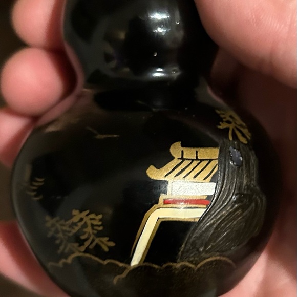 1 Vintage Japanese Hand painted Dove S&P shakers. Can be used for Cinnamon or…. - Picture 5 of 9